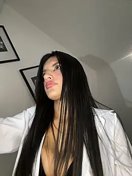 Dulceeany online show from October 2025 05:58:02 PM