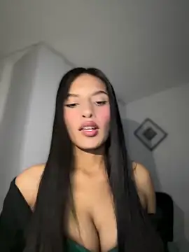 Dulceeany online show from November 2025 03:12:02 AM