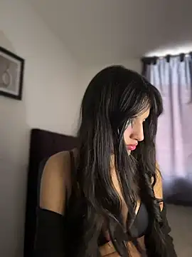 Dulceeany online show from February 2026 10:29:01 PM