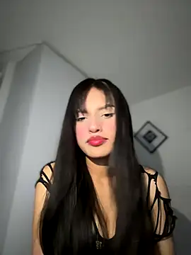 Dulceeany online show from November 2025 02:48:01 AM