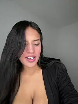 Dulceeany online show from February 2025 03:27:01 AM