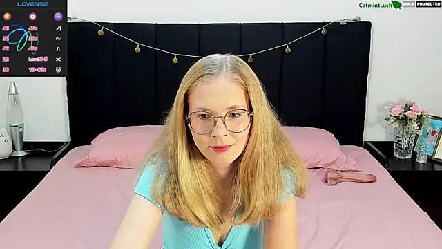 CatmintLush online show from May 2026 11:48:01 PM
