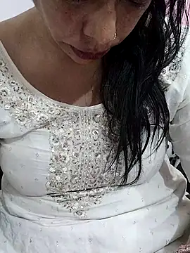 Urmila bhabhii online show from February 2026 04:20:02 AM