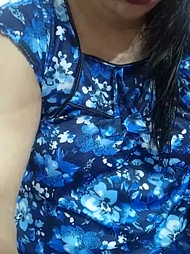 Snapshot of Urmila_bhabhii chatting on June 2026 03:40:01 AM Urmila bhabhii online show from June 2026 03:40:01 AM