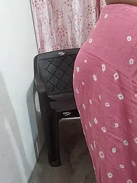Snapshot of Urmila_bhabhii chatting on May 2026 03:00:01 AM Urmila bhabhii online show from May 2026 03:00:01 AM