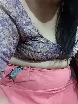 Snapshot of Urmila_bhabhii chatting on May 2026 05:44:02 AM Urmila bhabhii online show from May 2026 05:44:02 AM