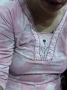 Snapshot of Urmila_bhabhii chatting on June 2026 08:52:02 AM Urmila bhabhii online show from June 2026 08:52:02 AM