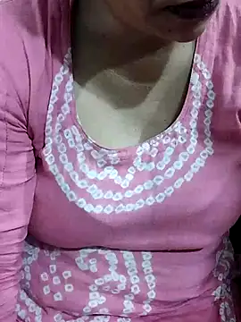 Snapshot of Urmila_bhabhii chatting on May 2026 04:40:02 PM Urmila bhabhii online show from May 2026 04:40:02 PM