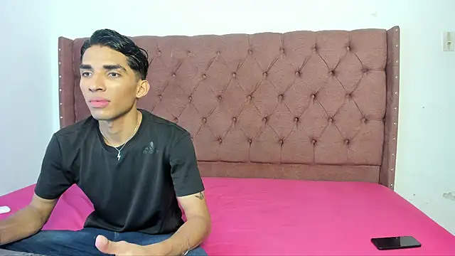 Snapshot of jony_honey chatting on November 2025 01:03:02 PM jony honey online show from November 2025 01:03:02 PM