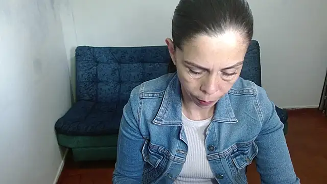 Marilyn xxxx online show from September 2025 06:34:01 PM