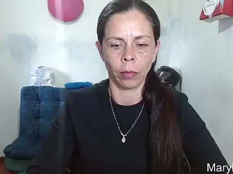 Snapshot of Marilyn_xxxx chatting on May 2026 06:37:02 PM Marilyn xxxx online show from May 2026 06:37:02 PM