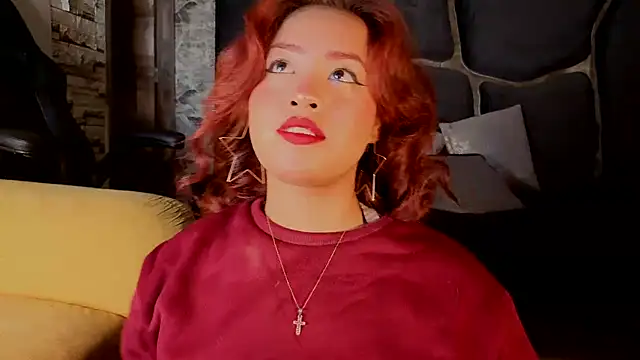 Estrella05  online show from October 2025 04:44:02 AM