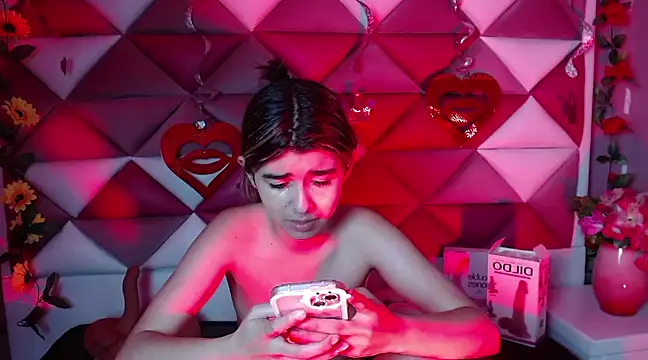 NahomiConnor  online show from March 2025 01:30:01 PM