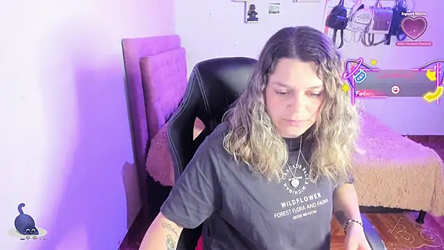 Sabrina Hall  online show from November 2025 03:06:02 AM