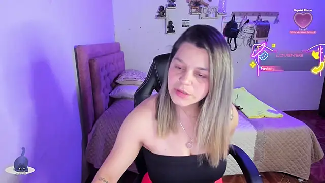 Sabrina Hall  online show from December 2025 11:50:02 PM