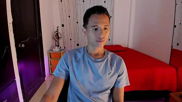 Snapshot of alessandro_wizard chatting on February 2025 01:00:01 PM alessandro wizard online show from February 2025 01:00:01 PM