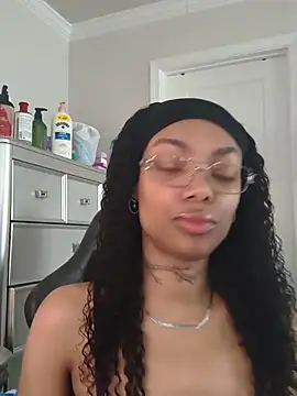 butterflybootyy online show from May 2026 02:48:01 PM