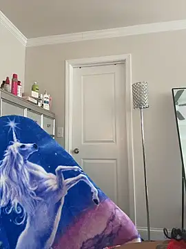 butterflybootyy online show from April 2026 02:52:01 PM