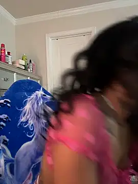 butterflybootyy online show from April 2026 02:01:01 PM