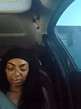 butterflybootyy online show from May 2026 11:47:02 PM