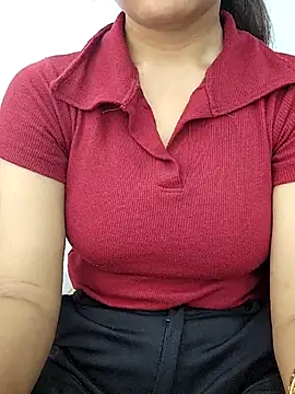 Snapshot of Riyu_05 chatting on September 2025 09:12:02 AM Riyu 05 online show from September 2025 09:12:02 AM