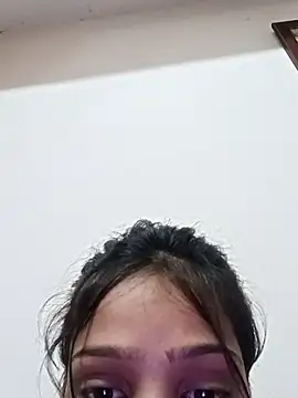 Snapshot of Riyu_05 chatting on February 2025 10:04:02 AM Riyu 05 online show from February 2025 10:04:02 AM