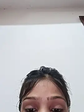 Snapshot of Riyu_05 chatting on February 2025 06:54:02 AM Riyu 05 online show from February 2025 06:54:02 AM