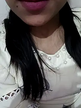 Snapshot of Riyu_05 chatting on March 2025 06:37:01 AM Riyu 05 online show from March 2025 06:37:01 AM