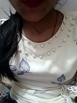 Snapshot of Riyu_05 chatting on March 2025 09:51:01 AM Riyu 05 online show from March 2025 09:51:01 AM