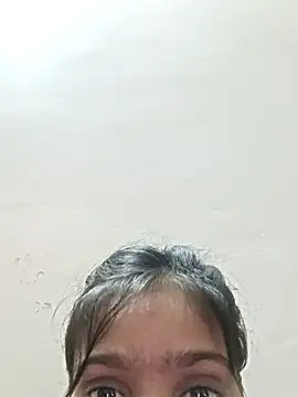 Snapshot of Riyu_05 chatting on February 2025 10:44:02 AM Riyu 05 online show from February 2025 10:44:02 AM