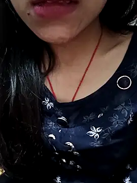 Snapshot of Riyu_05 chatting on March 2025 10:28:02 AM Riyu 05 online show from March 2025 10:28:02 AM