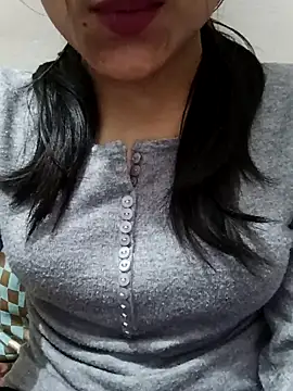 Snapshot of Riyu_05 chatting on February 2025 10:29:02 AM Riyu 05 online show from February 2025 10:29:02 AM