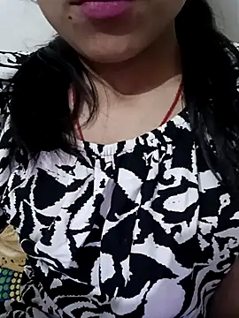 Snapshot of Riyu_05 chatting on March 2025 10:03:01 AM Riyu 05 online show from March 2025 10:03:01 AM