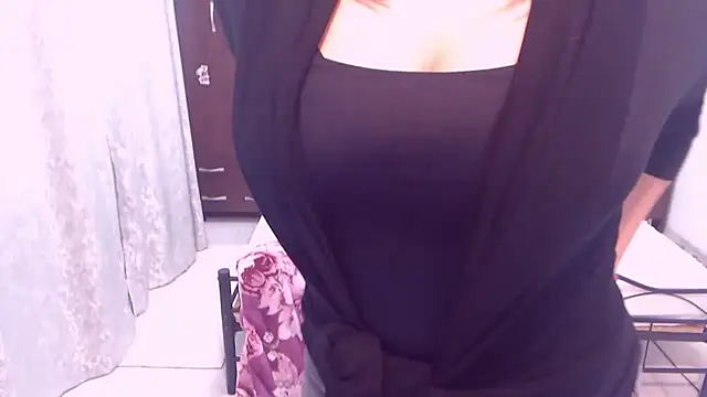 DivinSandra online show from March 2026 07:17:01 AM