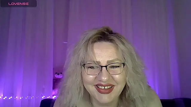 AngelinaGlam online show from May 2026 04:29:02 PM
