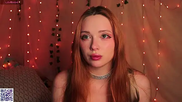 YourSkyAni online show from December 2025 12:52:02 PM