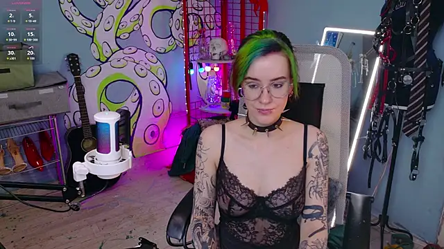 Cumpotik Eve online show from April 2026 04:43:02 AM