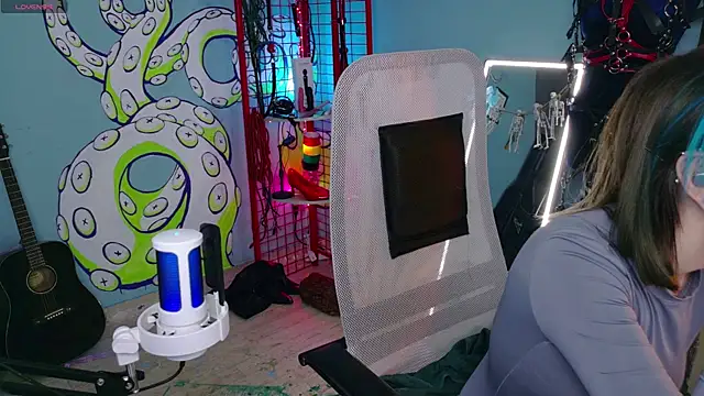 Cumpotik Eve online show from March 2026 02:40:01 AM