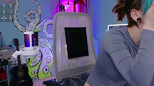 Cumpotik Eve online show from April 2026 06:07:02 AM