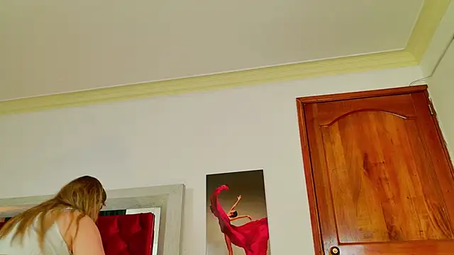 Snapshot of Lizzymontanaa chatting on October 2025 02:37:02 AM Lizzymontanaa online show from October 2025 02:37:02 AM
