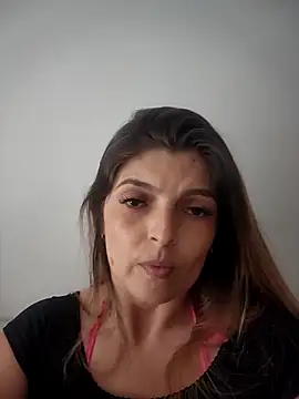 Lizzymontanaa online show from December 2025 09:31:01 PM