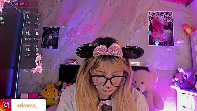 ariana rosse   online show from October 2025 09:06:02 AM