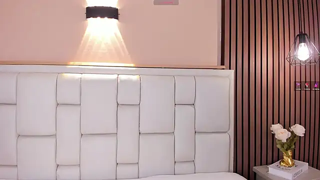 AvyMilton online show from April 2026 12:01:01 PM