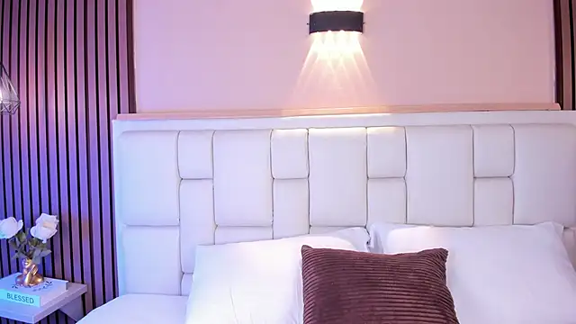 AvyMilton online show from May 2026 11:35:01 AM