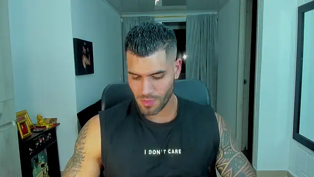 SamirHazard97 online show from January 2026 01:12:02 AM