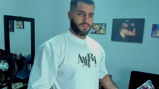 SamirHazard97 online show from November 2025 07:25:02 PM