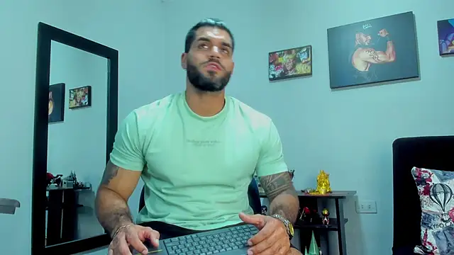 SamirHazard97 online show from October 2025 09:25:02 PM