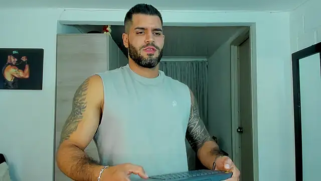 SamirHazard97 online show from February 2026 03:04:02 AM