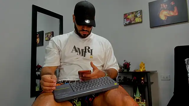 SamirHazard97 online show from November 2025 08:56:01 PM