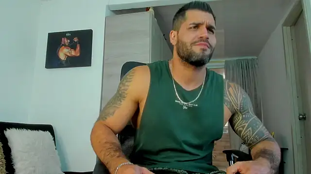 SamirHazard97 online show from February 2026 07:32:02 PM